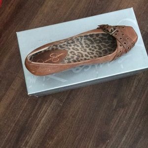 Jessica Simpson flat